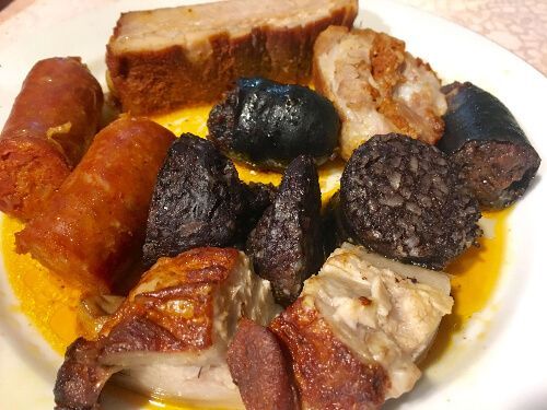 casa-lucas-cocido-carnes-lo mejor de cantabria gastronomía