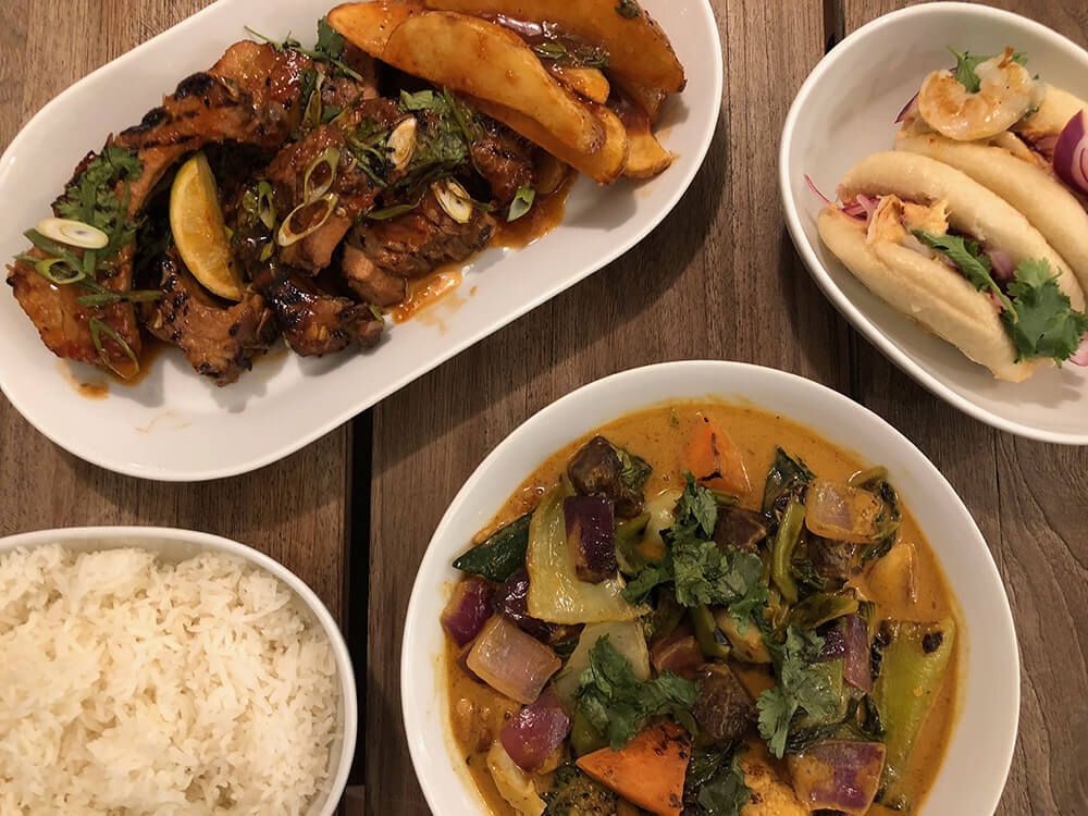 Mejores-Restaurantes-Tailandeses-Madrid-Gingerboy-Curry-Arroz-Jazmín-y-Costillas-Hot-Sweet-and-Lemon