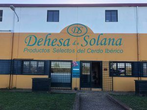 Jamón-Ibérico-Dehesa-de-Solana