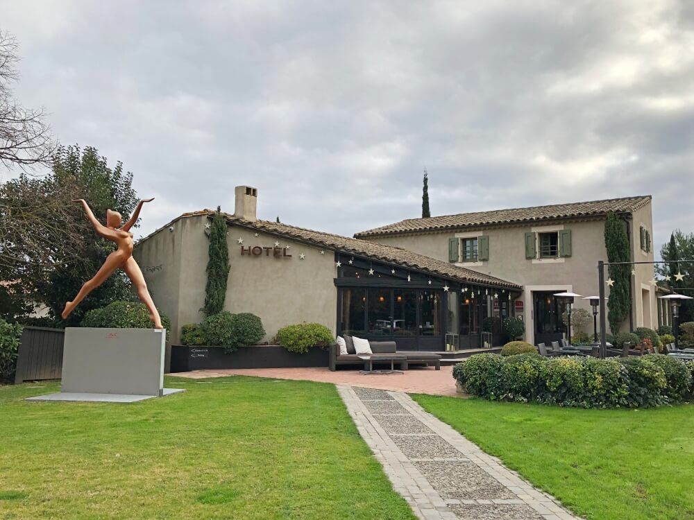 Gastronomía-Perpignan-Narbonne-Carcassonne-Hotel-Du-Chateau-Fachada