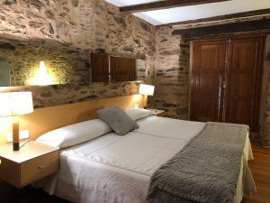 puebla de sanabria gastronomía - hotel