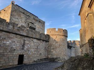 puebla de sanabria gastronomía - castillo