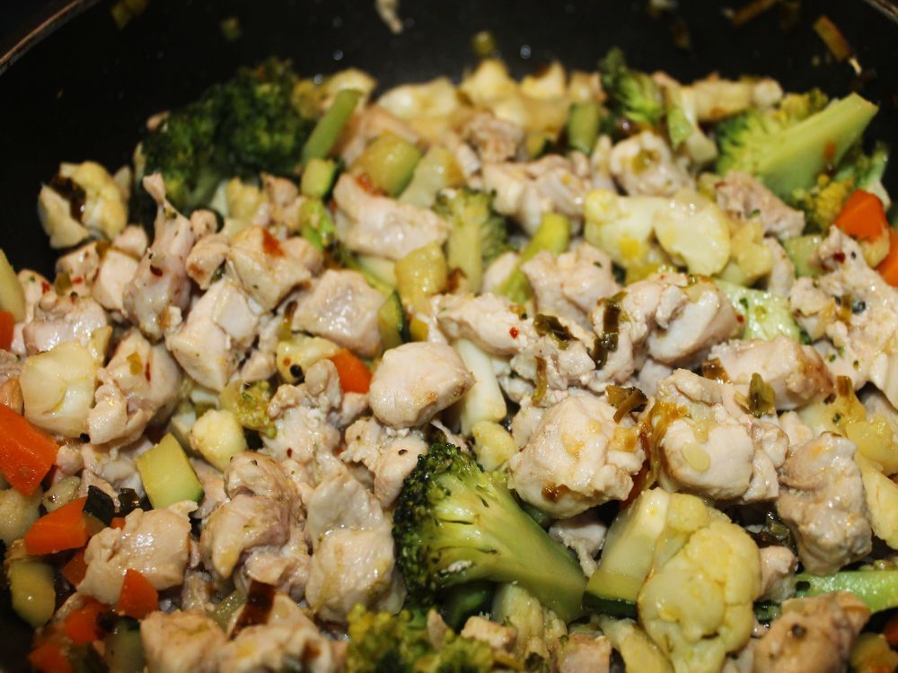 RECETA DE QUINOA CON VERDURAS Y POLLO SARTÉN