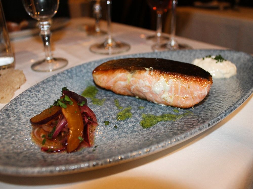RESTAURANTE kuc place to be madrid SALMÓN