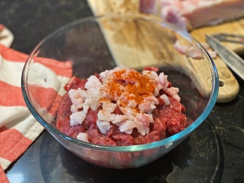 albóndigas con tomate ingredientes