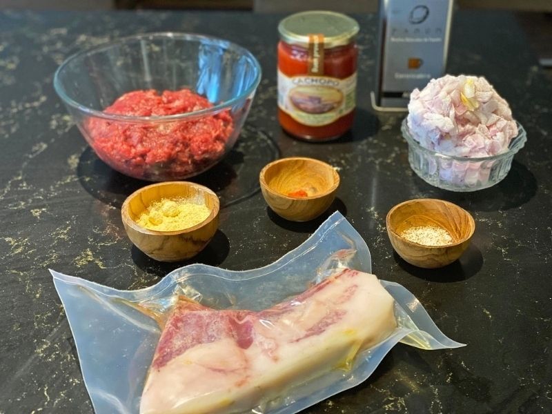 albóndigas con tomate ingredientes