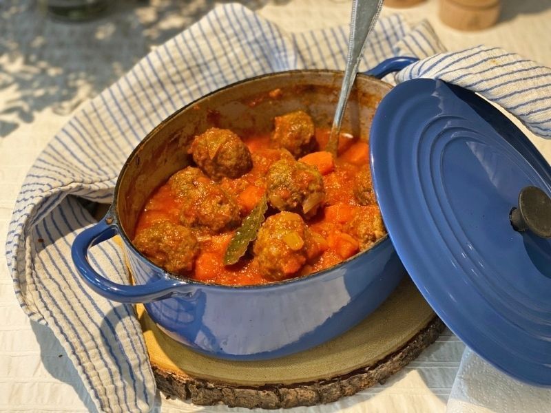 albóndigas con tomate