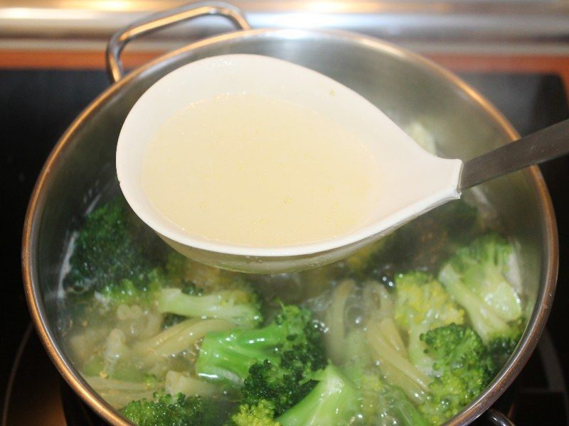 PASTA CON BRÓCOLI AGUA