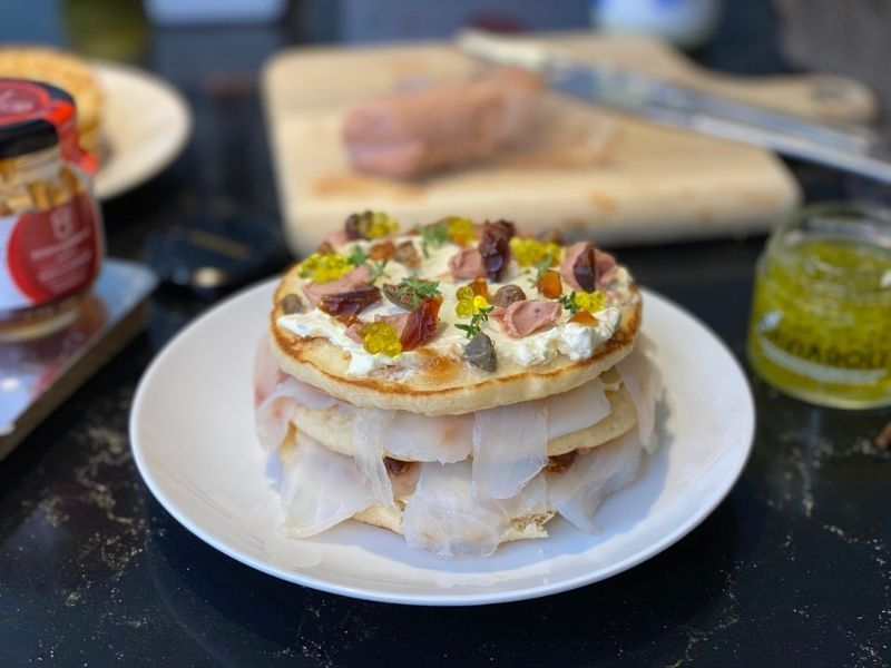 Aperitivos navideños blinis de lubina