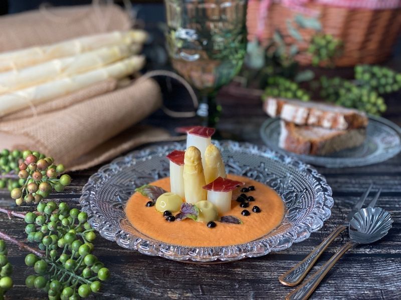 recetas espárragos blancos salmorejo