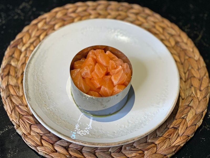 tartar de salmón con aguacate