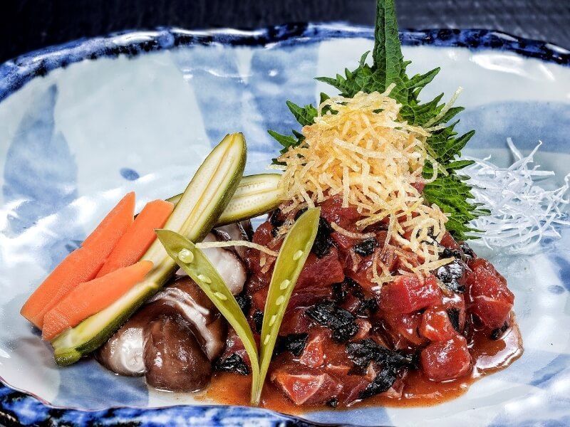 99 SUSHI BAR tartar de atún - Comida japonesa a domicilio en Madrid