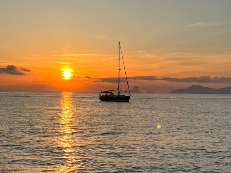 planes de aventura en Ibiza cala molí