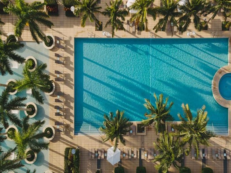Four seasons hotel miami