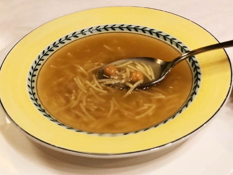 MEJOR COCIDO MADRILEÑO - CHAROLÉS sopa