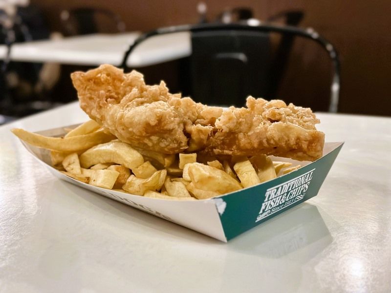 GUIA VIAJAR A DUBLÍN - LEO BURDOCK fish and chips pescado