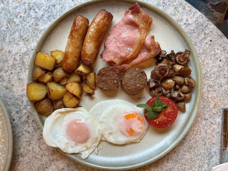 GUIA VIAJAR A DUBLÍN - IRISH BREAKFAST DESAYUNO IRLANDES