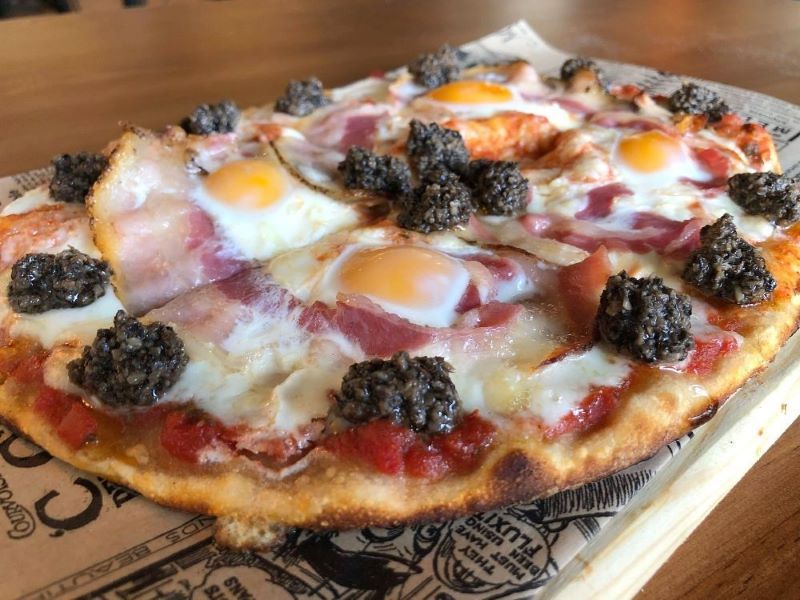 LA MEJOR PIZZA DE MADRID - PINSA trufa