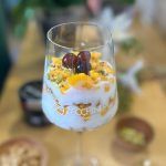 Receta casera de parfait con mango y perlas de vermut Parfait