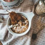 Receta casera de porridge de canela y manzana porridge