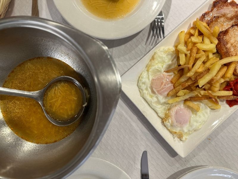 Bodega restaurante Fuente de