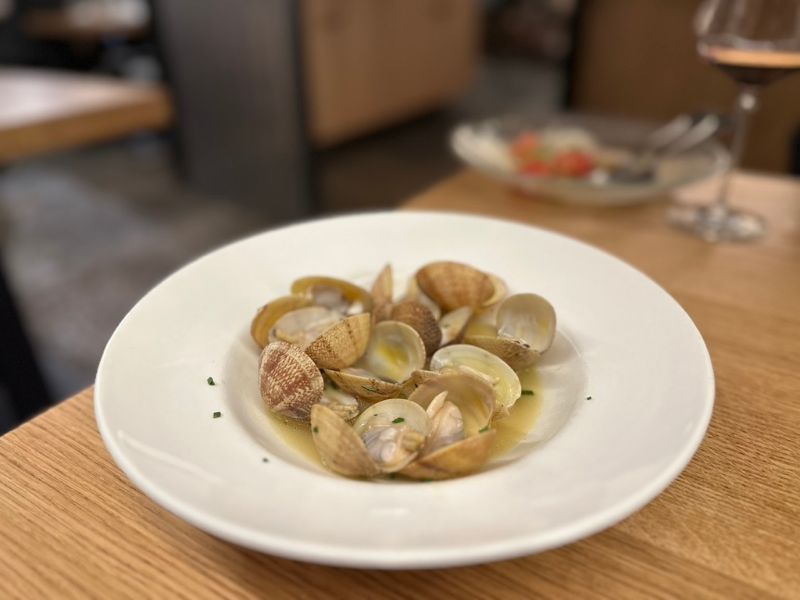 La Cigalena almejas