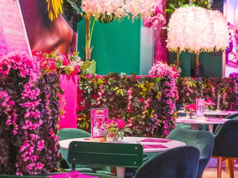 Berry brunch decoracion