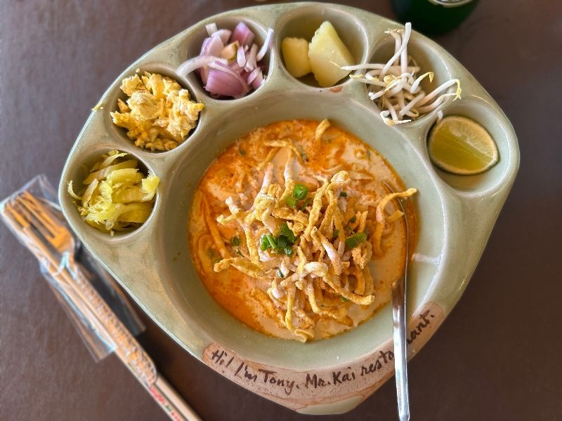 Khao soi chiang mai Mr Kai restaurant