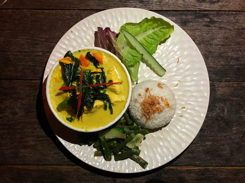 Plato Bali