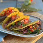 Receta de taco de carne con guacamole y pico de gallo receta de taco de carne