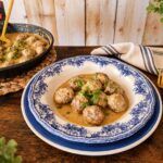 Receta de albóndigas en salsa de almendras y vino blanco albóndigas en salsa de almendras
